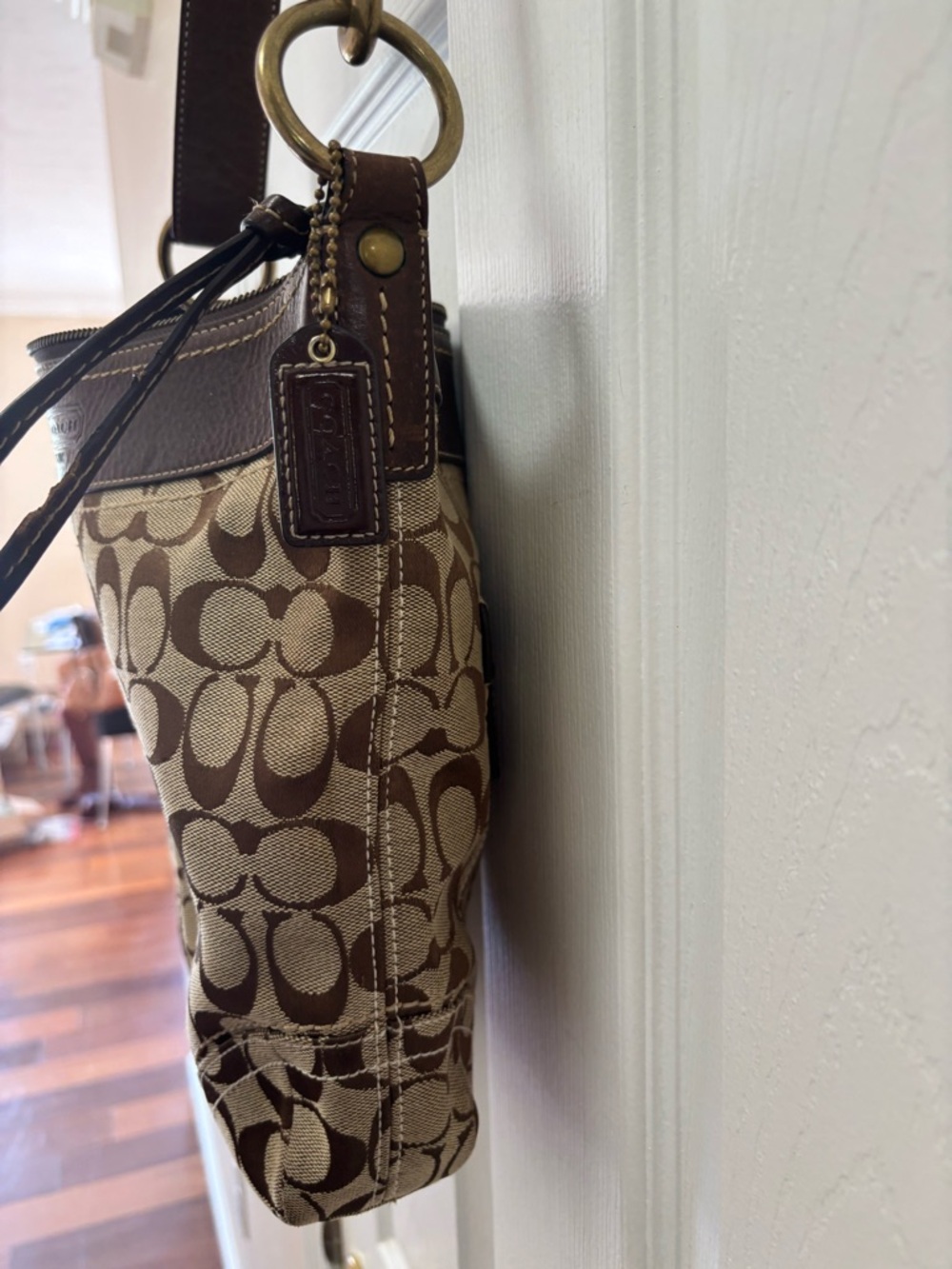 Coach VINTAGE G06M-10403 Signature Tan Jacquard Medium Convertible Duffle EUC - Picture 12 of 16